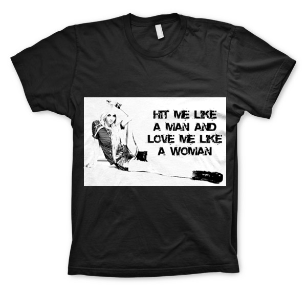Camiseta Hit Me Like A Man Preta